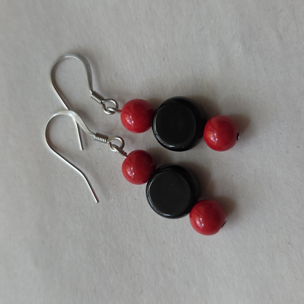 Handmade Black and Red Beaded Earrings on Stainless Steel